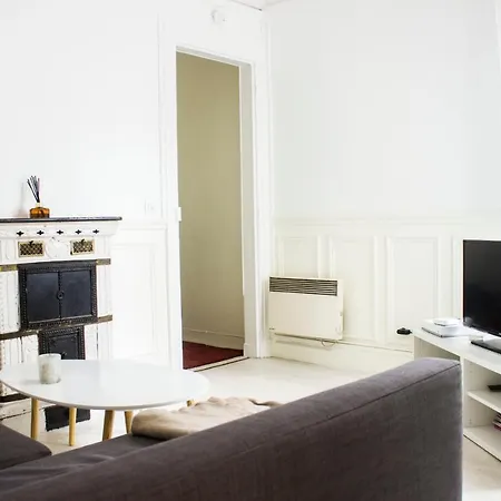 Hostnfly - Very Nice Near Parc Monceau Apartment Paris
