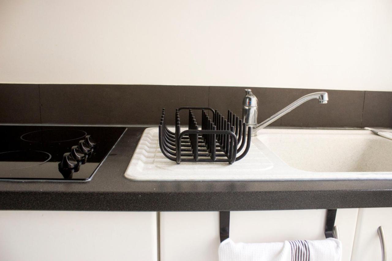 Hostnfly - Very Nice Near Parc Monceau Apartment Paris